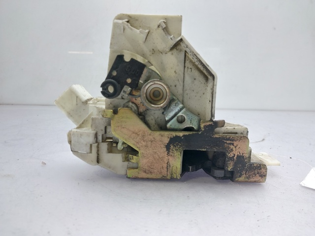 FORD XS41A26412CG Cerradura de la puerta trasera derecha  comprar en Ponferrada