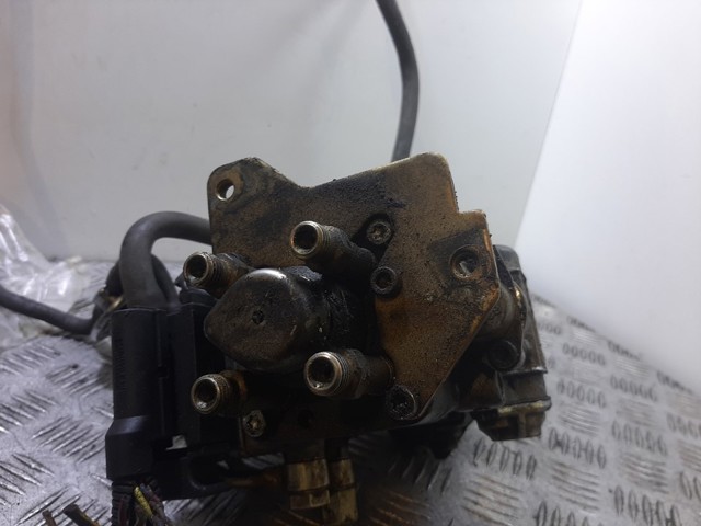 XS4Q9A543NJ Ford