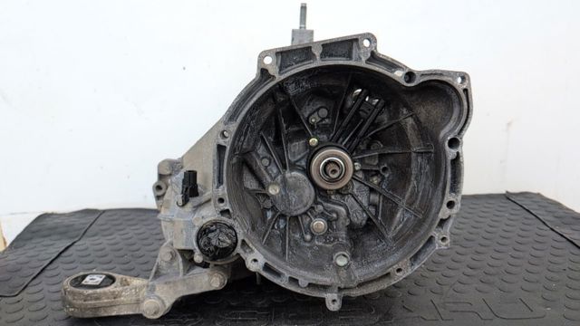 XS4R7002FC Ford