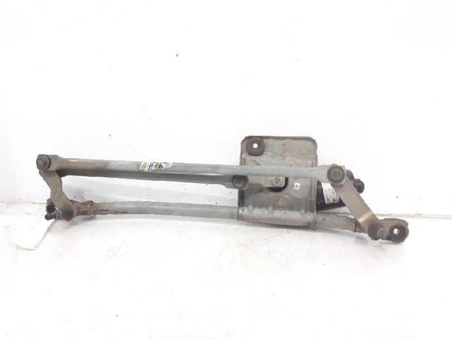 XS7117B571AA Ford