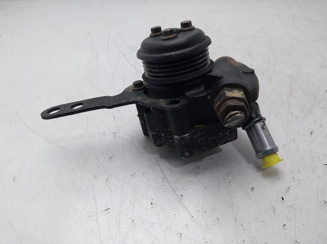 XS713A674BE Ford