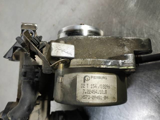XS7Q2A451BH FORD Bomba de vacío  disponible Alicante