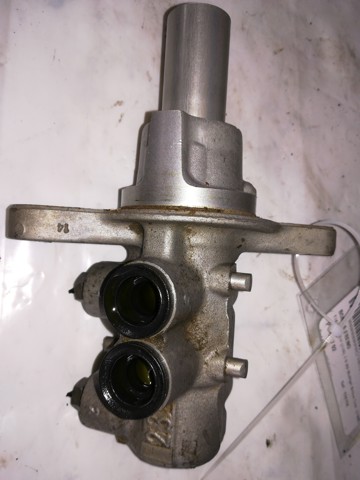 Y24158 Cilindro principal de freno  comprar en Zaragoza