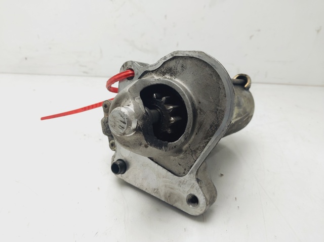 Y60118400C Motor de arranque  disponible Burgos