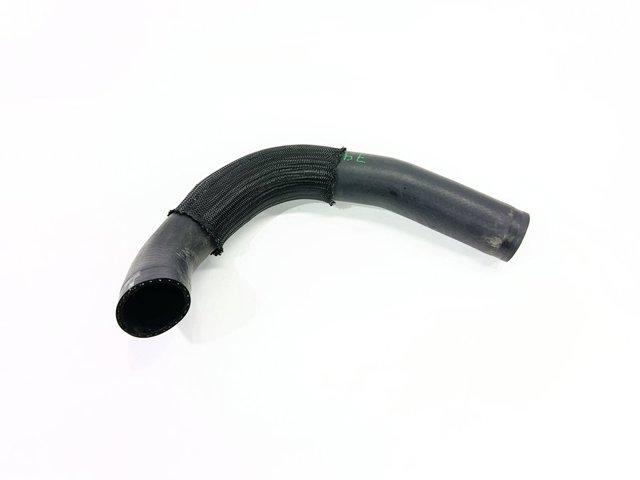 Tubo flexible de aire de sobrealimentación Y6031333XB MAZDA