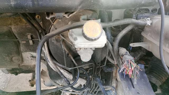 YC152B195CE Ford