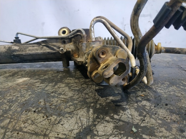 YC153200AF Ford