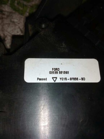 YC159F836BD Pedal del acelerador  disponible Burgos