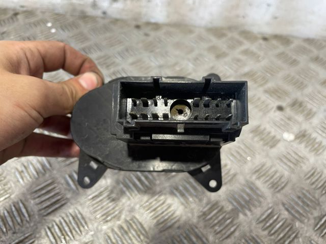 YC1T13A024BB Ford
