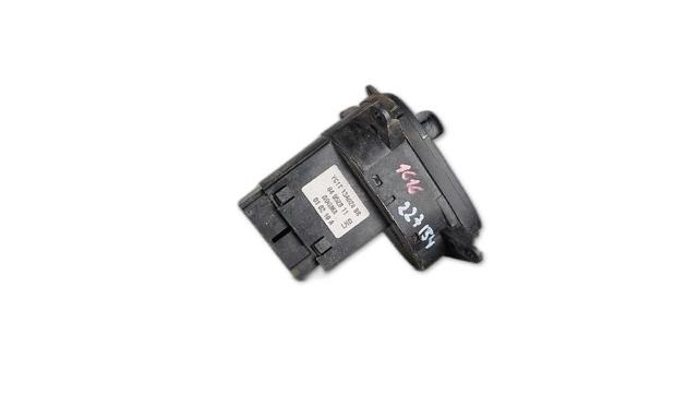 YC1T13A024BB Interruptor de luces en el tablero  disponible Málaga