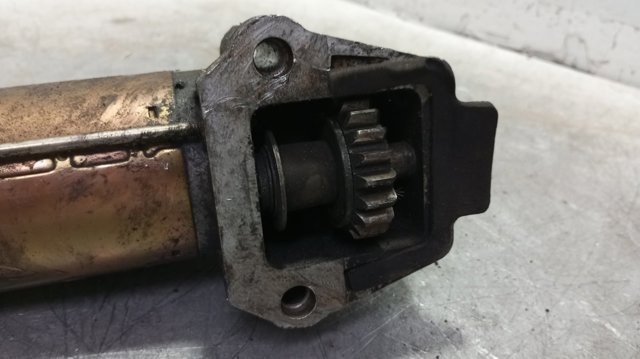 YC1U11000AB Motor de arranque  disponible Burgos
