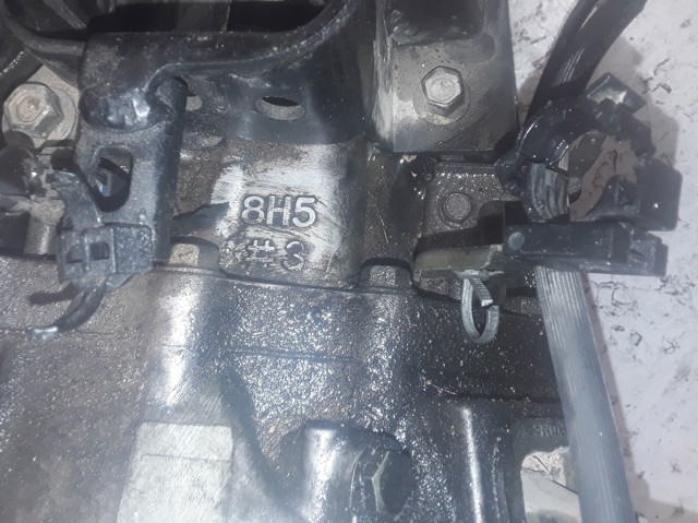 NISSAN YD22DDTI Motor completo  en stock Valencia