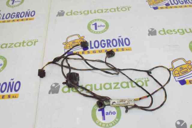 Sensores De Estacionamiento De Cable (alambre) Parachoques Trasero YMQ500782 Land Rover