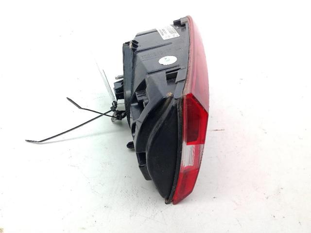 YP00016480 Piloto trasero interior derecho comprar Sevilla