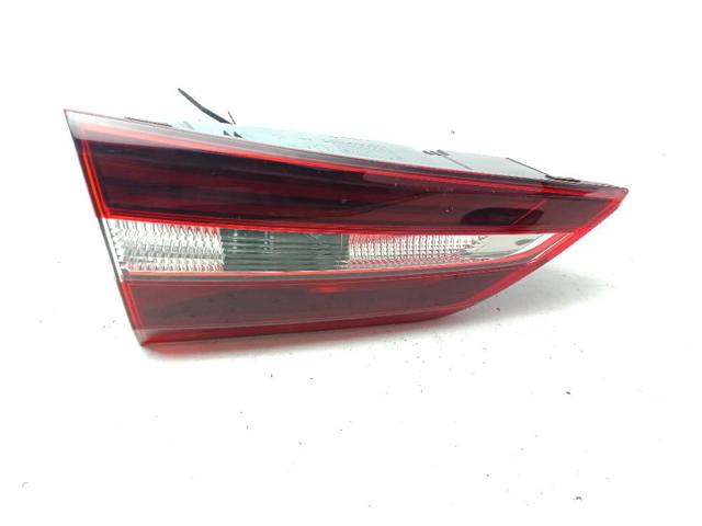 YP00016580 Piloto trasero interior izquierdo comprar Almería