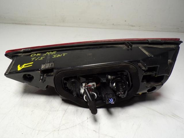 YP00016580 Piloto trasero interior izquierdo  comprar en Pontevedra