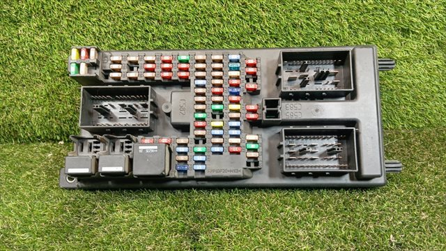YQE500350 Land Rover