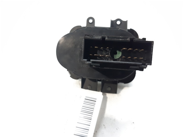 YUD501480PVJ Interruptor de luces en el tablero  disponible Burgos