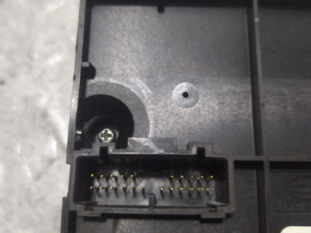 LAND ROVER YUD501710 Joystick multifunción  en stock Salamanca