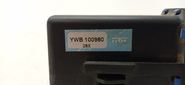 YWB100980 Land Rover