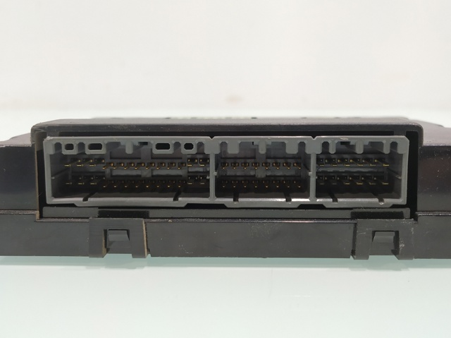 YWC106390 Land Rover