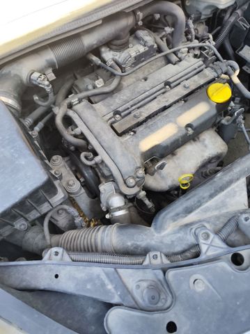 Z12XEP OPEL Motor completo  disponible Ourense