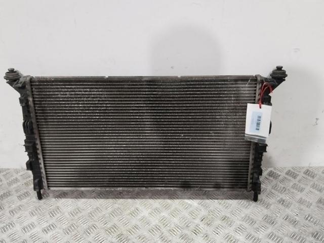 MAZDA Z60215200C Radiador de refrigeración del motor  disponible Valladolid