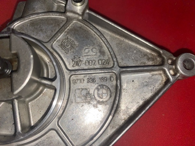 11667640279 BMW Bomba de vacío  disponible Alicante