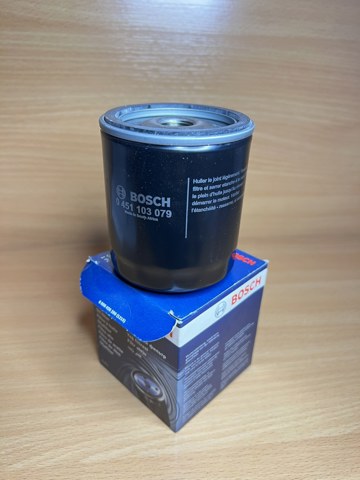 0451103079 Filtro de aceite  disponible Málaga