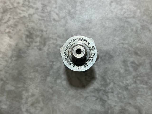 038919081M Indicador, presión del aceite  comprar en Zaragoza