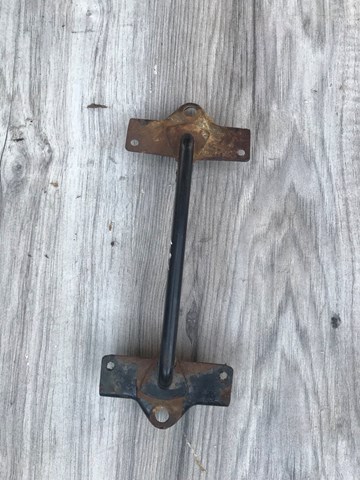 MITSUBISHI MR238277 Montaje De Bateria (Soporte)  en stock Salamanca