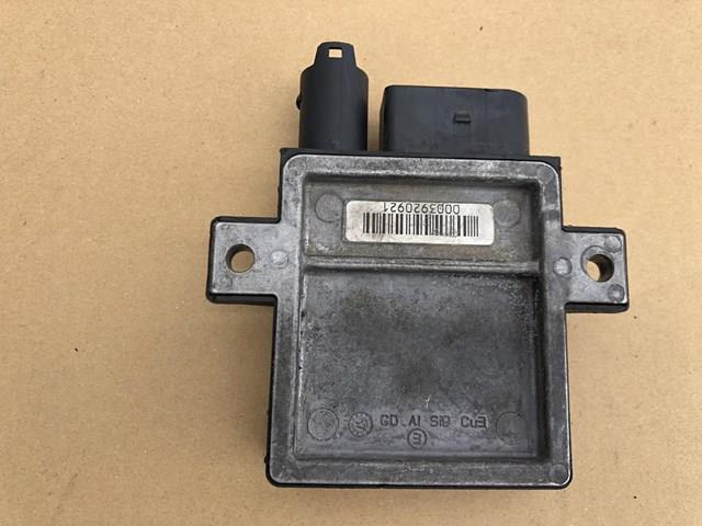 A6421532079 Relé de bujía de precalentamiento  disponible Utrera