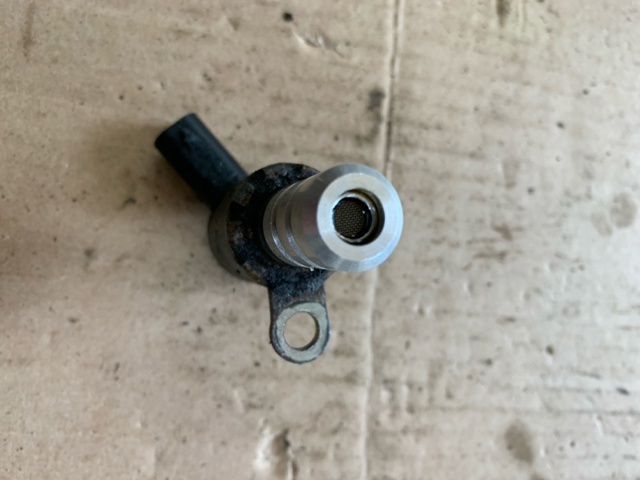 06K115243B VAG Válvula de control del árbol de levas comprar Madrid