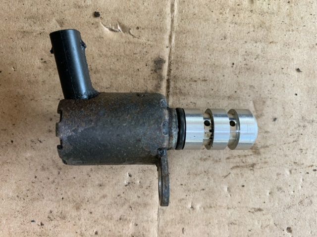 06K115243B Válvula de control del árbol de levas comprar Almería