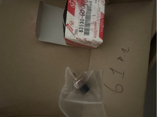 8353060050 Indicador, presión del aceite  comprar en Pontevedra