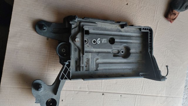 VAG 5Q0915321H Montaje De Bateria (Soporte)  comprar en Murcia