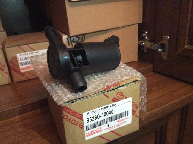 Bomba-motor de lavafaros Q-fix Q3750033