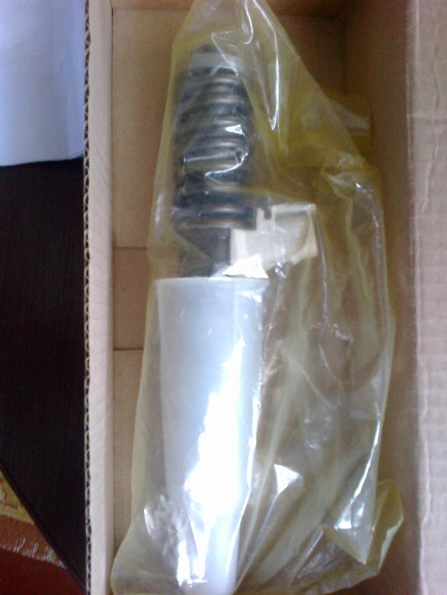Inyector 7421644598 RENAULT