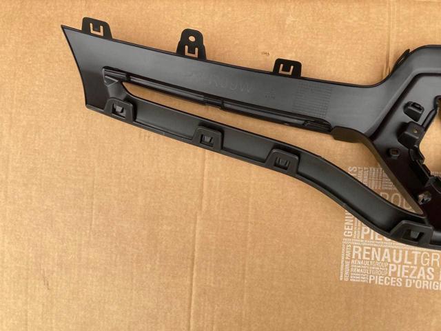 60M1052 Polcar Moldura de rejilla del radiador