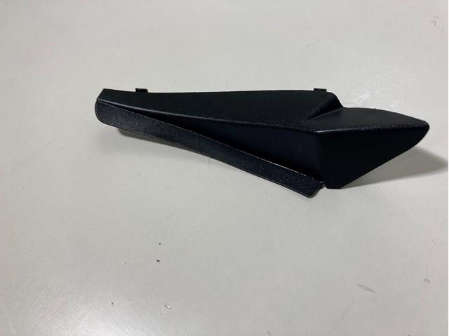 Moldura de guardabarros delantero izquierdo BJS751PC1 Mazda
