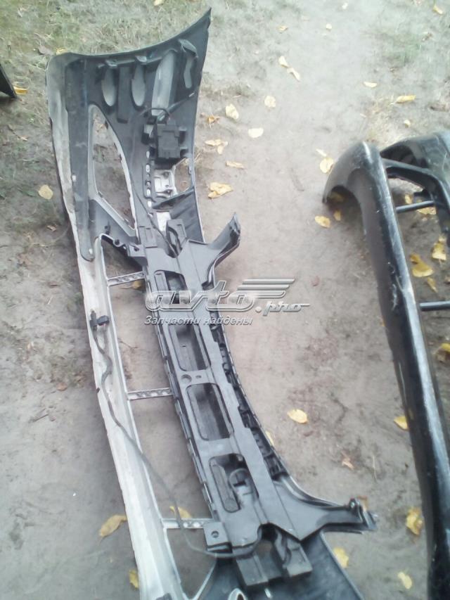 Parachoques Mercedes 2218801440