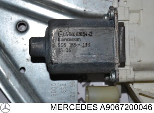 Motor eléctrico, elevalunas, puerta delantera izquierda Mercedes Sprinter 5-T (906)