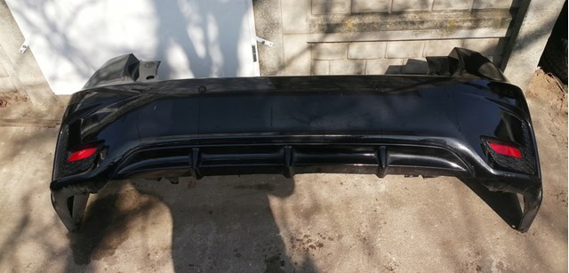 5215976904 Toyota Defensa trasero