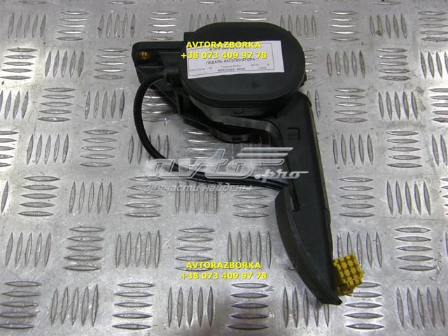 A9703000304 Mercedes Pedal de aceleracion