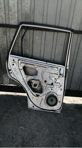 Puerta trasera izquierda para Toyota RAV4 (XA2)
