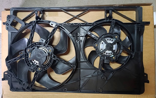 Ventilador, refrigeración motor Renault (RVI) 214819927R precio, desde 272,31 EUR
