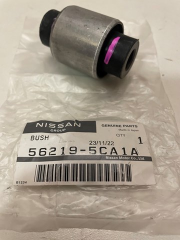 562195CA1A Nissan silentblock de mangueta trasera