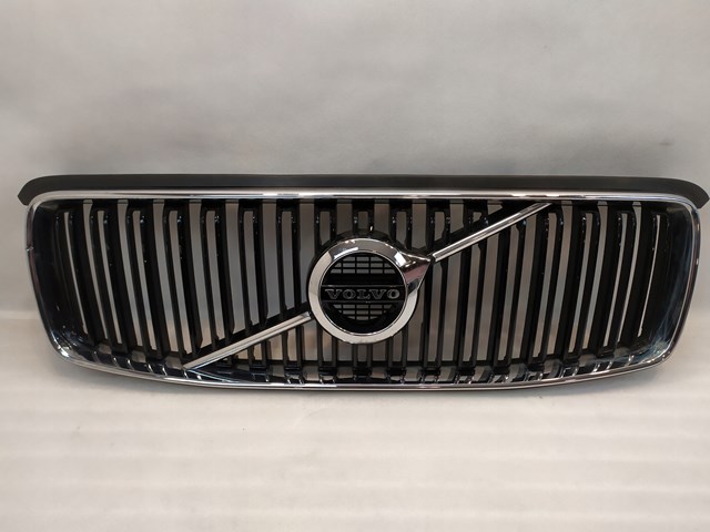 Parrilla 32228108 Volvo