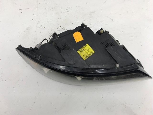 Comprar 31213185 Volvo Faro derecho