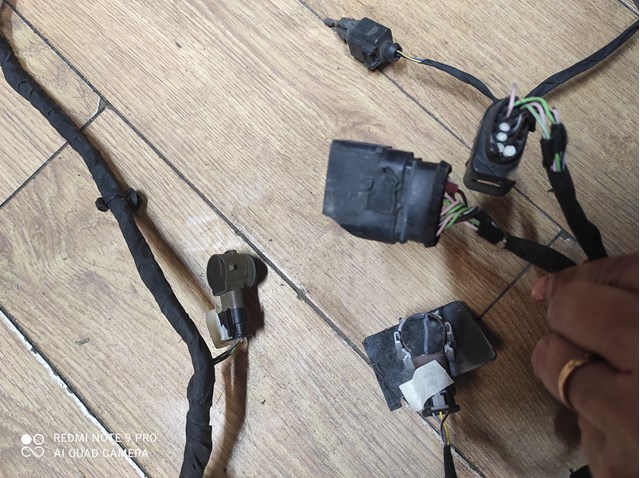 4KE971095BM VAG Cable de sensor de aparcamiento del parachoques delantero